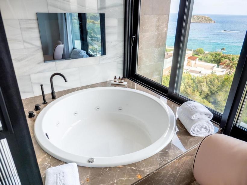 Блог - Открытие нового отеля BLESS Hotel Ibiza на Ибице в июне Открытие нового отеля BLESS Hotel Ibiza на Ибице в июне
