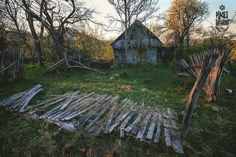 Блог - 19 чарующих фотографий заброшенной Трансильвании в объективе Кристиана Липована 19 чарующих фотографий заброшенной Трансильвании в объективе Кристиана Липована