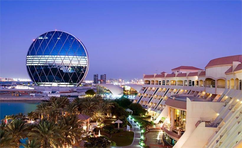 Блог - Aldar HQ в Абу-Даби: как удалось построить круглый небоскреб на зыбком песке Aldar HQ в Абу-Даби: как удалось построить круглый небоскреб на зыбком песке