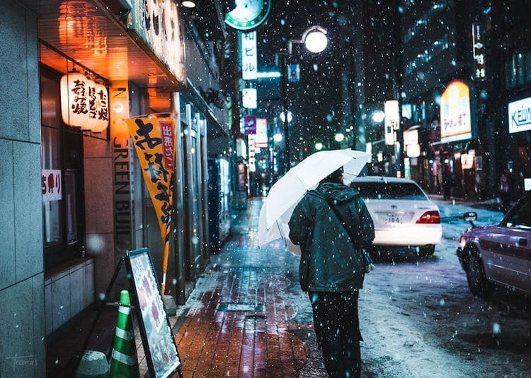 Блог - Фотограф гуляет по заснеженным улицам Японии, снимая сказочные сцены Фотограф гуляет по заснеженным улицам Японии, снимая сказочные сцены