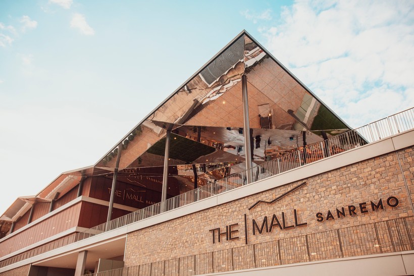 Блог - Аутлет The Mall Sanremo представляет выставку «Модная сторона фестиваля» Аутлет The Mall Sanremo представляет выставку «Модная сторона фестиваля»