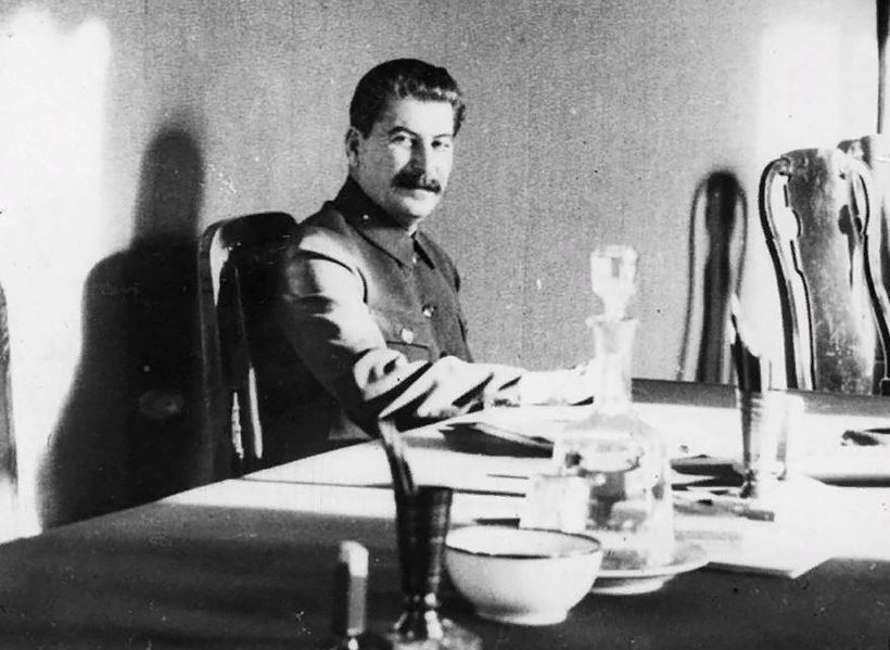 Какими были любимые увлечения Иосифа Сталина