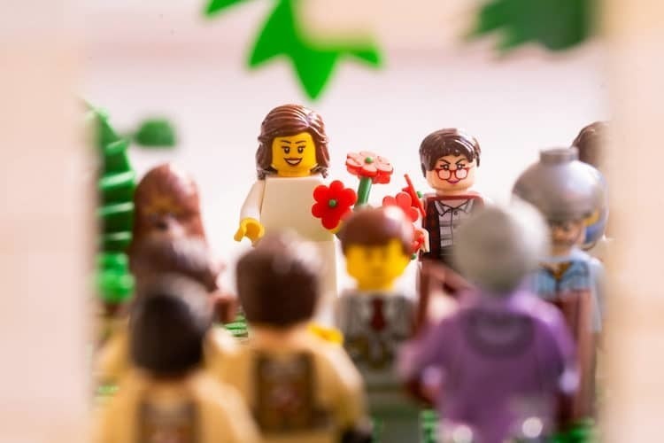 Блог - Фотограф делает свадебные фото для героев LEGO, чтобы не утратить навыки на карантине Фотограф делает свадебные фото для героев LEGO, чтобы не утратить навыки на карантине