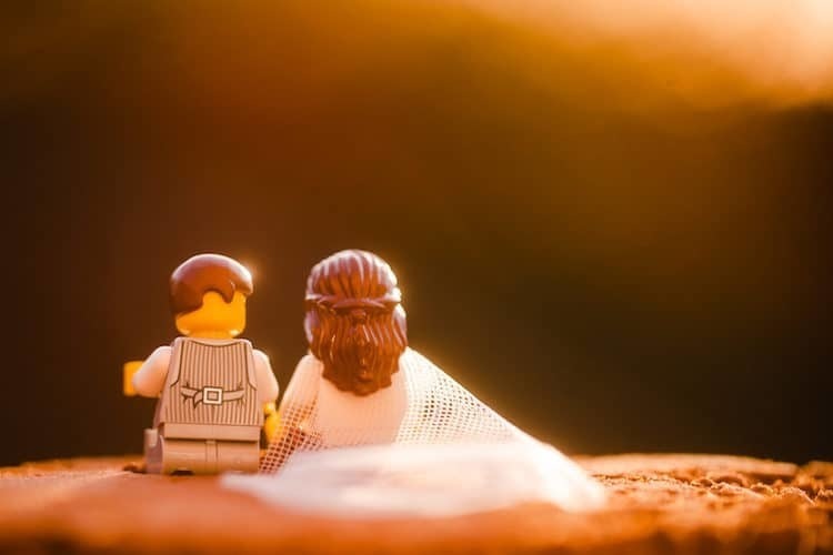 Блог - Фотограф делает свадебные фото для героев LEGO, чтобы не утратить навыки на карантине Фотограф делает свадебные фото для героев LEGO, чтобы не утратить навыки на карантине