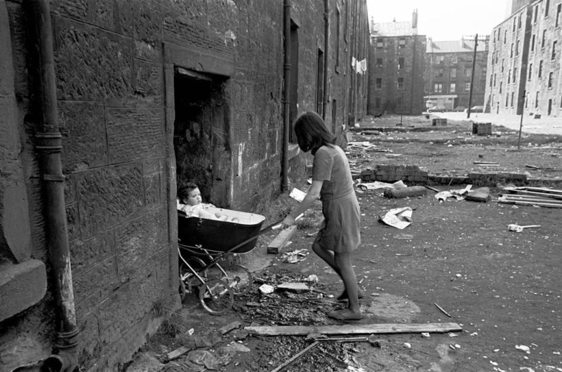 Блог - Сильные фото о том, в какой нищете жили люди в Глазго в 1970-е годы Сильные фото о том, в какой нищете жили люди в Глазго в 1970-е годы