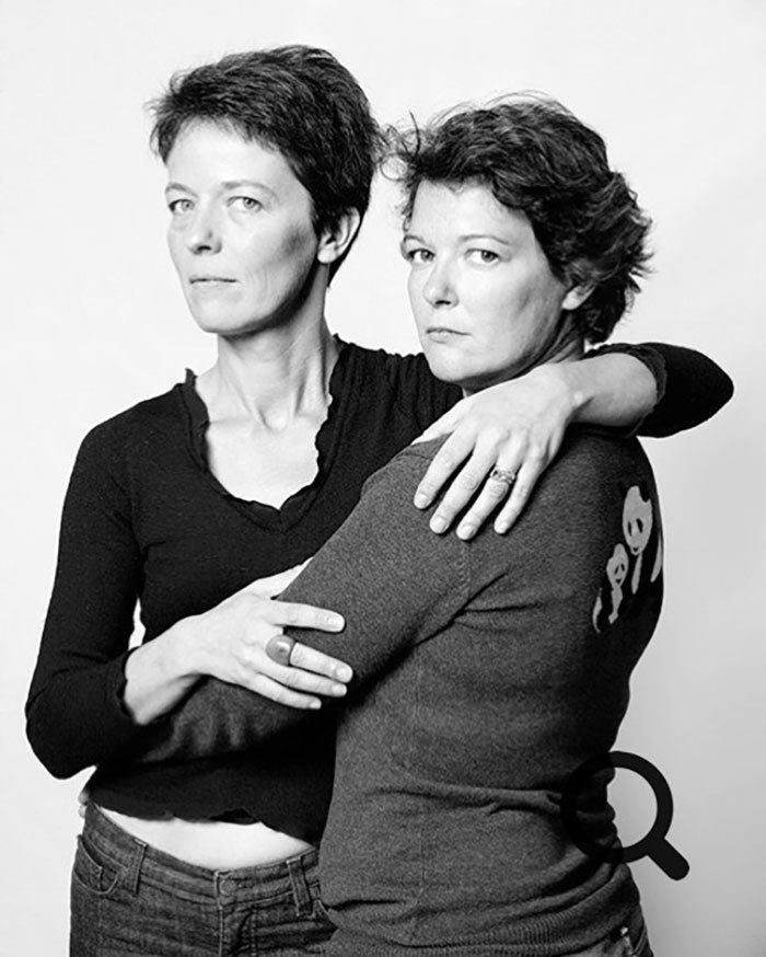 Блог - Фотограф снимает людей, не являющихся родственниками, но похожих как две капли воды Фотограф снимает людей, не являющихся родственниками, но похожих как две капли воды