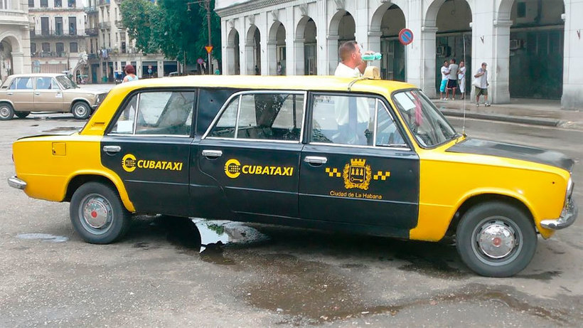 Блог - Удивительные фотографии «роскошных» лимузинов Lada Удивительные фотографии «роскошных» лимузинов Lada