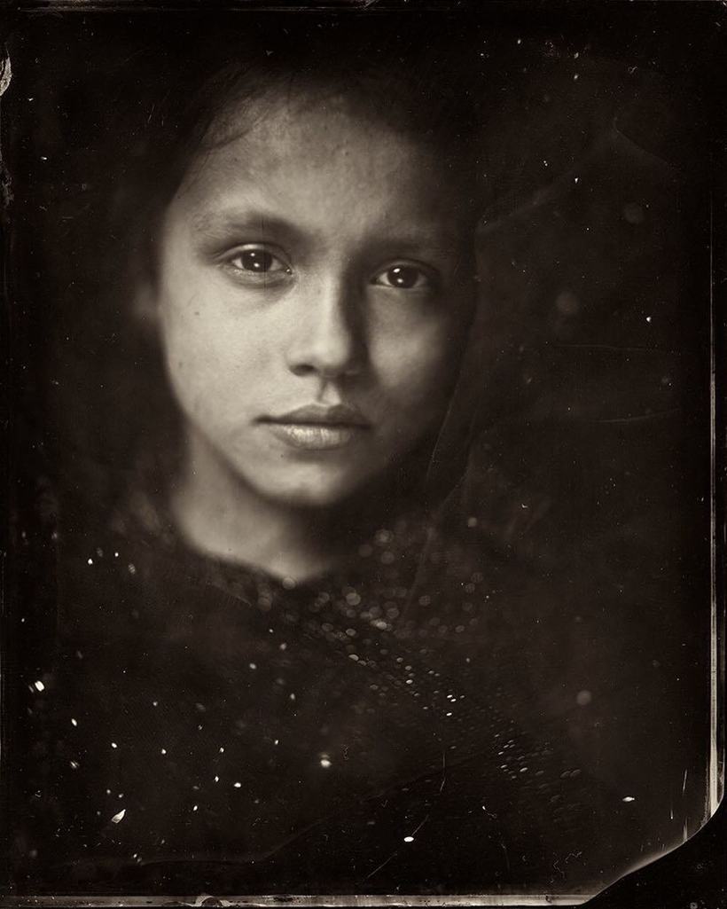 Блог - Фотограф из Франции использует 166-летнюю технику для съемки детей Фотограф из Франции использует 166-летнюю технику для съемки детей