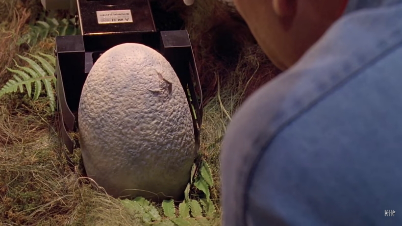 Видео: Ученые начинают клонирование динозавров