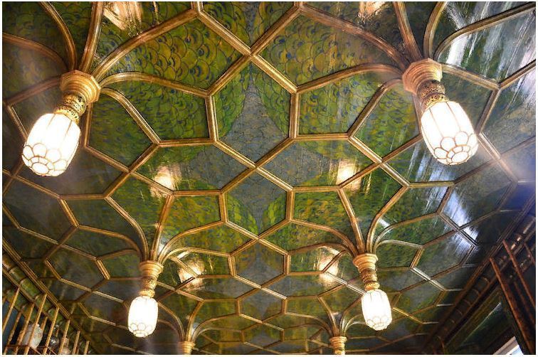 «Павлинья комната»: история скандального шедевра, перевезенного через океан