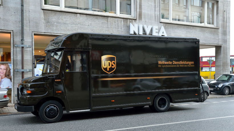 Блог - Почему водители курьерской службы UPS никогда не поворачивают налево Почему водители курьерской службы UPS никогда не поворачивают налево