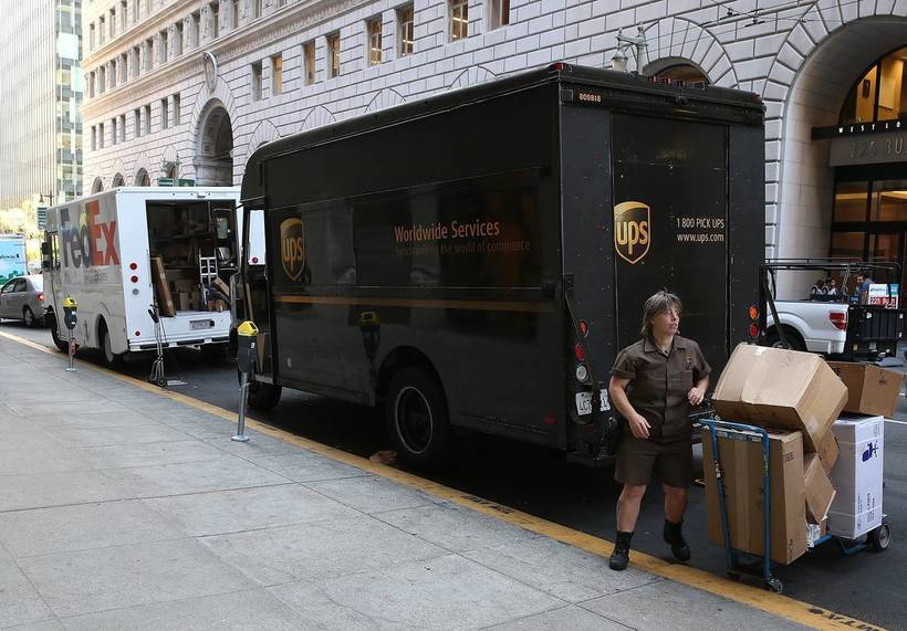 Блог - Почему водители курьерской службы UPS никогда не поворачивают налево Почему водители курьерской службы UPS никогда не поворачивают налево