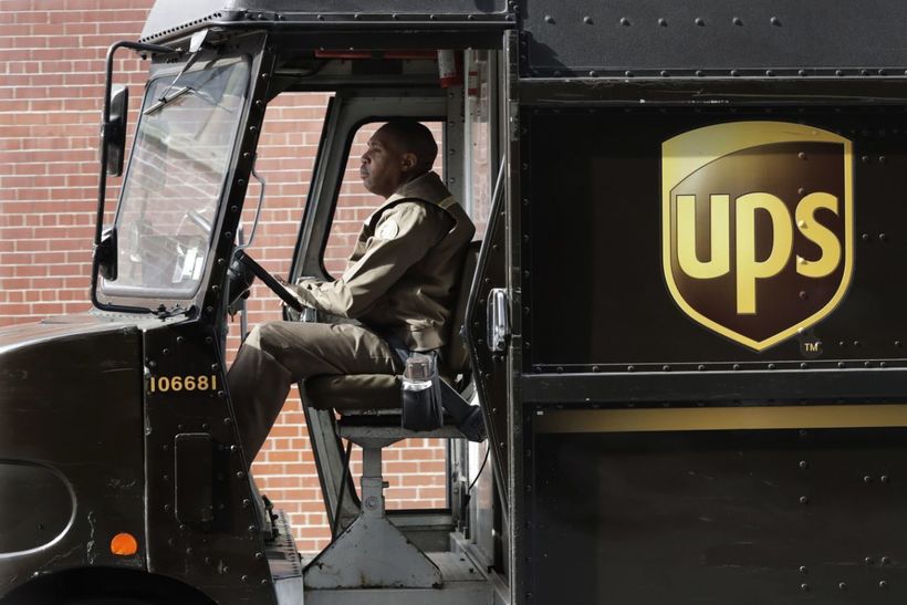 Блог - Почему водители курьерской службы UPS никогда не поворачивают налево Почему водители курьерской службы UPS никогда не поворачивают налево