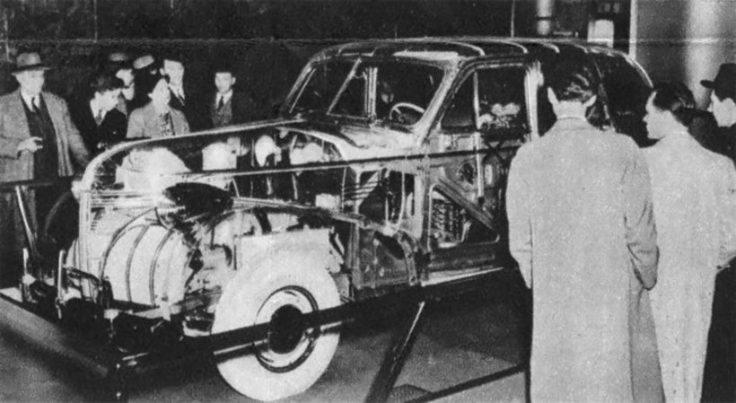 Блог - Уникальный автомобиль-призрак Pontiac Plexiglas 1939 года был полностью прозрачным Уникальный автомобиль-призрак Pontiac Plexiglas 1939 года был полностью прозрачным