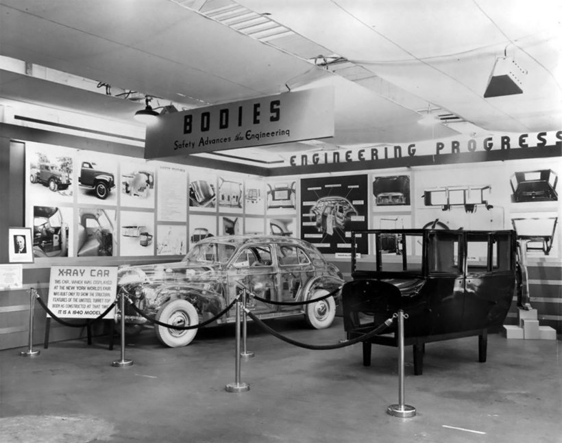 Блог - Уникальный автомобиль-призрак Pontiac Plexiglas 1939 года был полностью прозрачным Уникальный автомобиль-призрак Pontiac Plexiglas 1939 года был полностью прозрачным