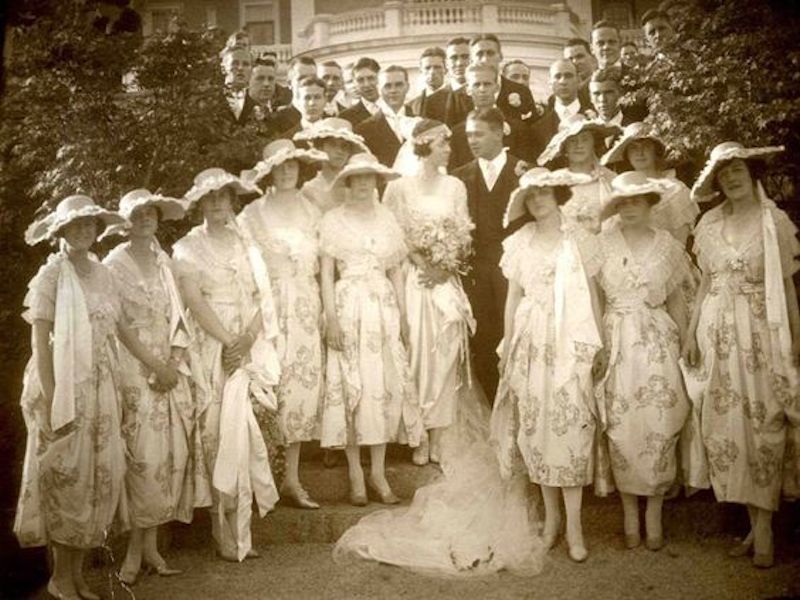Блог - Какими были постпандемические свадьбы в бурные 1920-е Какими были постпандемические свадьбы в бурные 1920-е