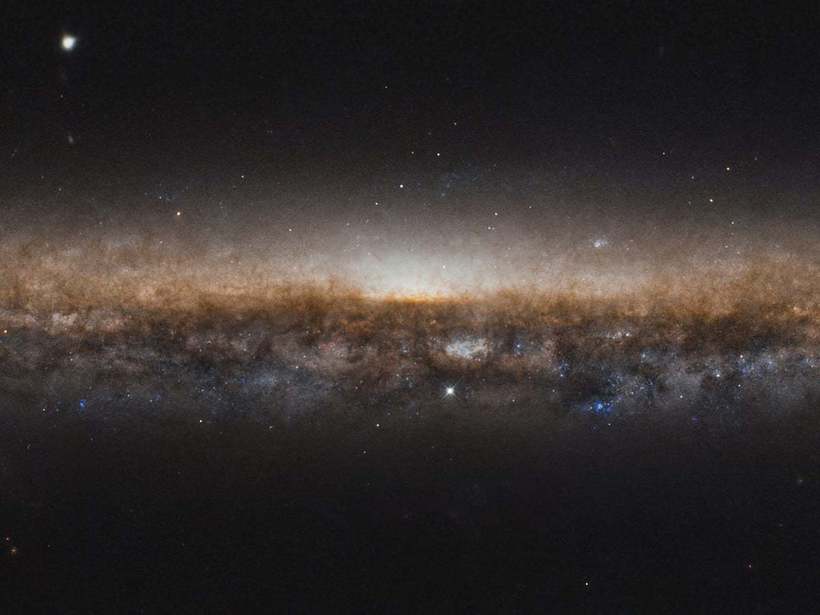 Блог - Hubble сделал потрясающие фото далекой галактики Hubble сделал потрясающие фото далекой галактики