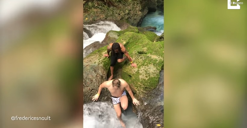 Блог - Видео: Парни прыгнули в водопад и исчезли, но оказалось, что так они попали в пещеру Видео: Парни прыгнули в водопад и исчезли, но оказалось, что так они попали в пещеру