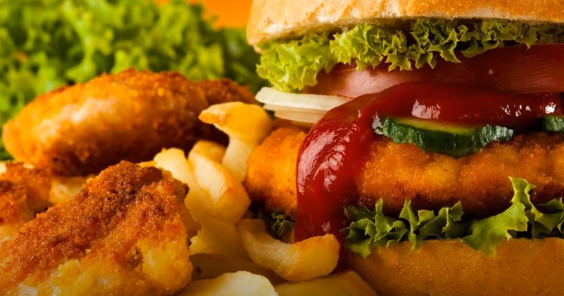Блог - Видео: Девушка сохранила еду из McDonald’s и спустя 6 лет показала, что с ней стало Видео: Девушка сохранила еду из McDonald’s и спустя 6 лет показала, что с ней стало