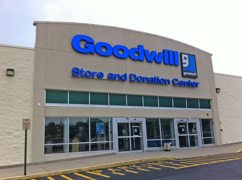 Знаменитый американский Goodwill Знаменитый американский Goodwill