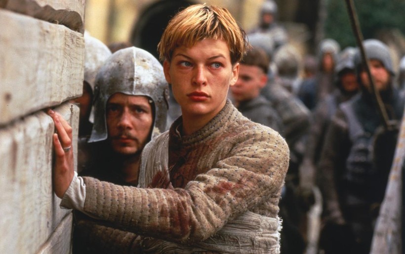 Милла Йовович в фильме «Жанна д'Арк», 1999 год Милла Йовович в фильме «Жанна д'Арк», 1999 год