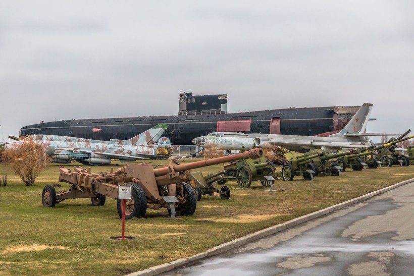 Блог - Что делает подводная лодка посреди волжских степей Что делает подводная лодка посреди волжских степей