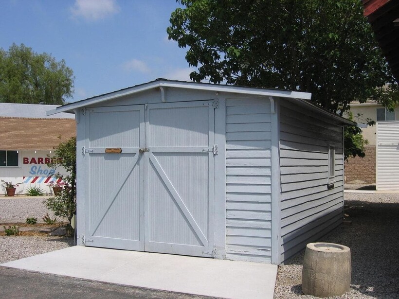 Блог - Как выглядели самые первые офисы и магазины знаменитых и богатейших компаний в мире Как выглядели самые первые офисы и магазины знаменитых и богатейших компаний в мире