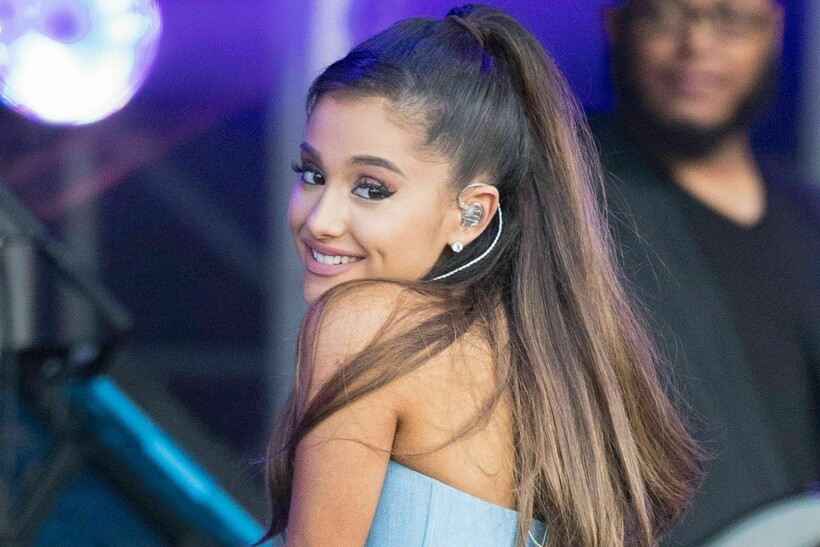 Американская актриса и певица Ариана Гранде Американская актриса и певица Ариана Гранде
