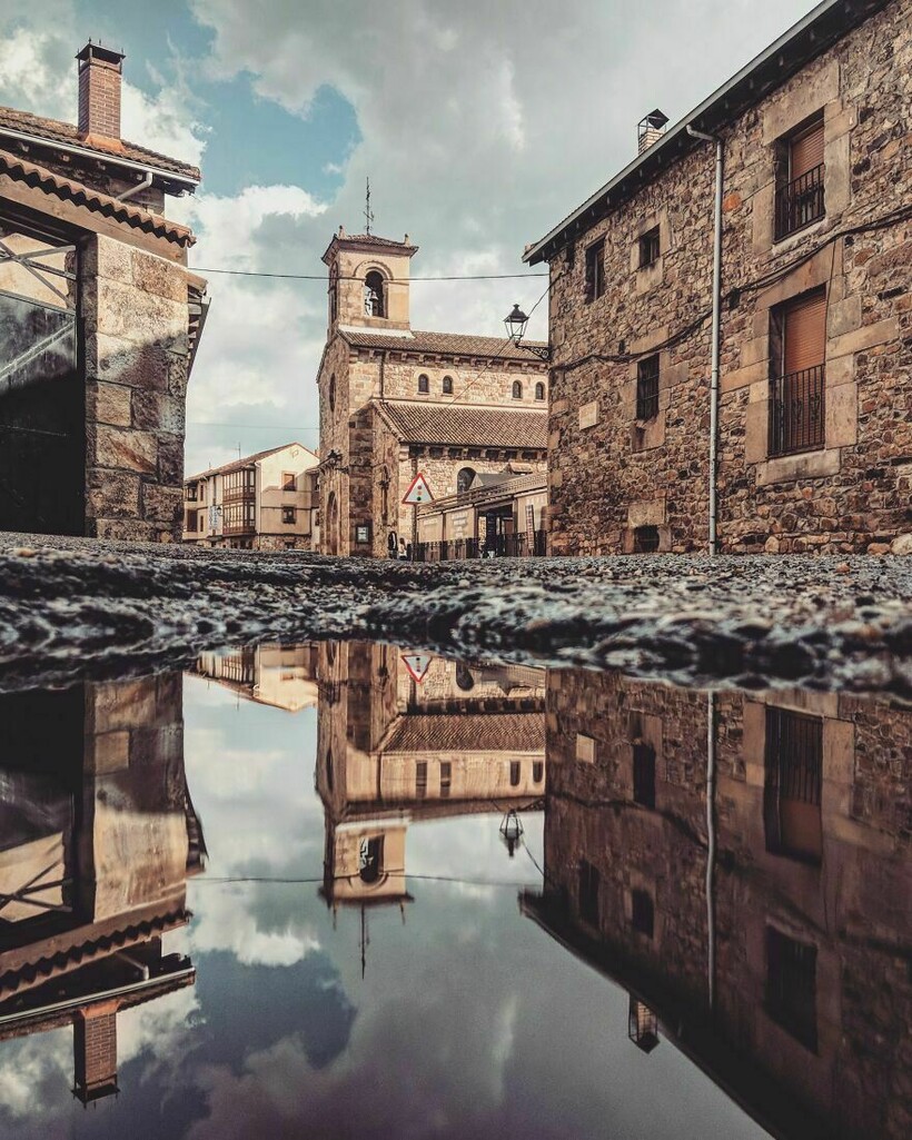 Другой мир: испанец снимает лужи и показывает, что даже в них есть прекрасное