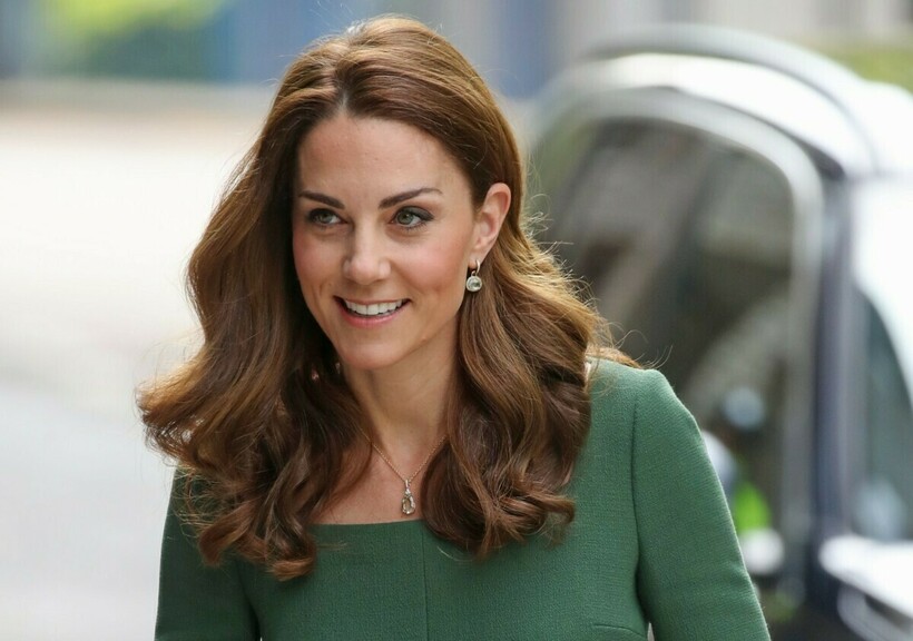 Народ Великобритании любит Кейт Миддлтон за ее открытость и доброжелательность Народ Великобритании любит Кейт Миддлтон за ее открытость и доброжелательность