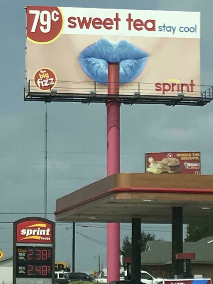 15 гениальных рекламных плакатов, над которыми проходил мозговой штурм