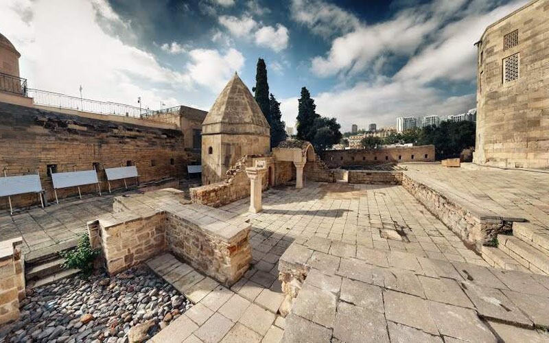 Дворец ширваншахов в Баку