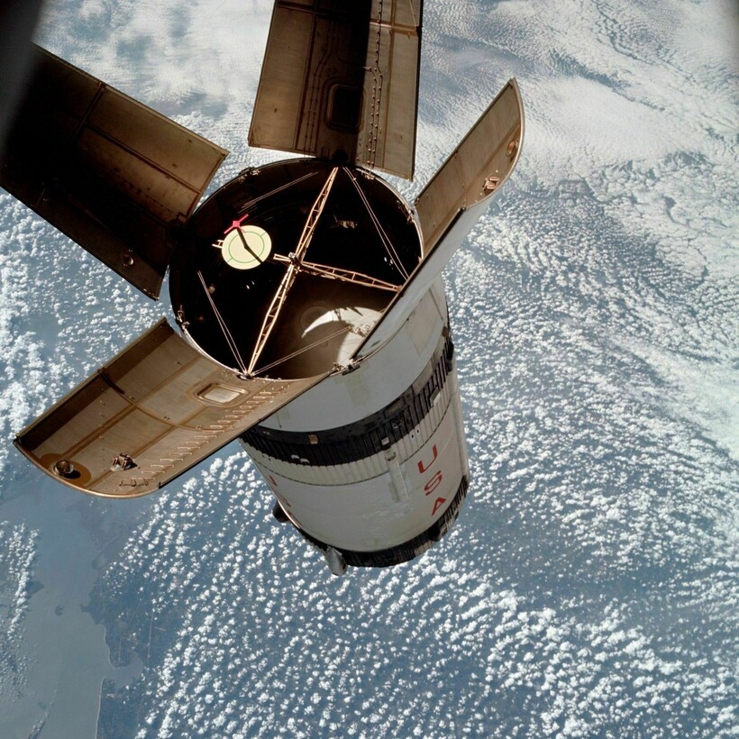 Блог - Невероятные фотографии всех космических миссий «Аполлон», обнародованные NASA Невероятные фотографии всех космических миссий «Аполлон», обнародованные NASA