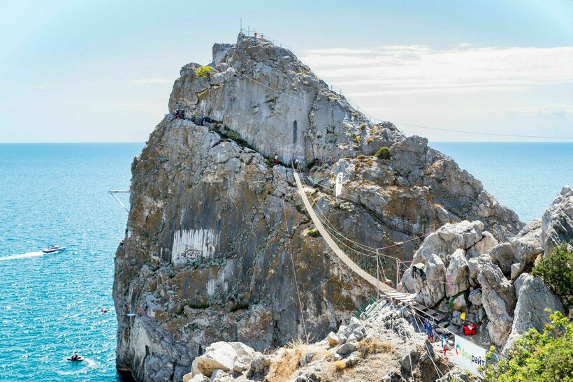 Смотровая площадка на скале Дива