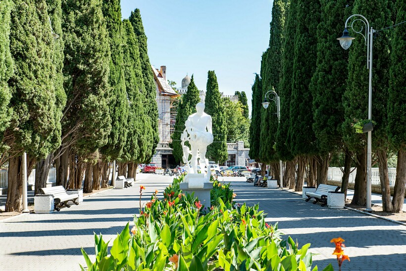 Симеиз главная парковая аллея