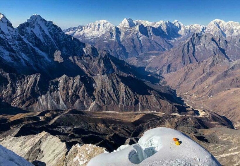 Предвершинный гребень