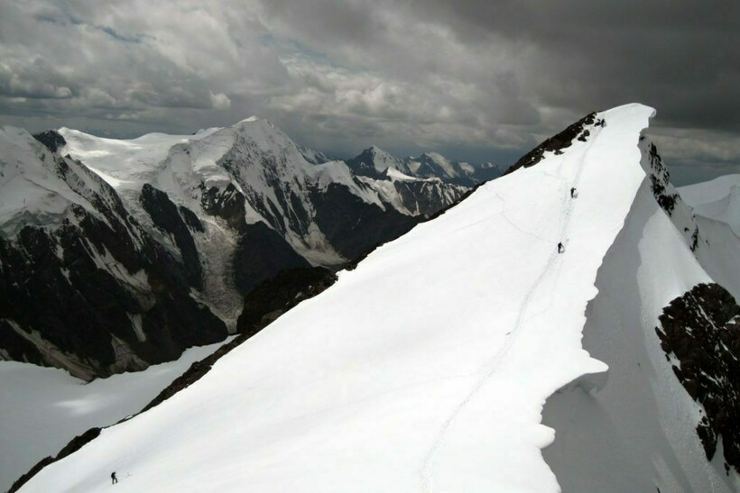 Вершина Актру