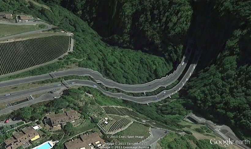 Блог - 15 фотографий из Google Earth, которые противоречат здравому смыслу 15 фотографий из Google Earth, которые противоречат здравому смыслу