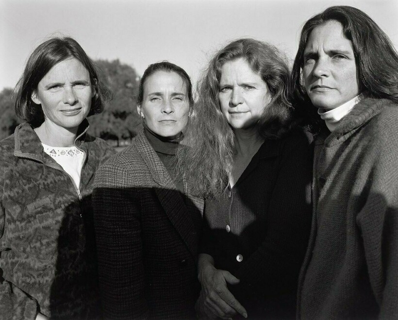 21 удивительный снимок сестер, которые сорок лет фотографировались вместе