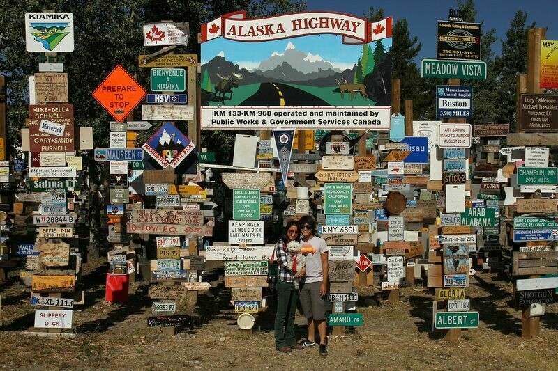 Блог - Где указатели врут: как посреди канадского леса появилось 100 тысяч дорожных знаков Где указатели врут: как посреди канадского леса появилось 100 тысяч дорожных знаков
