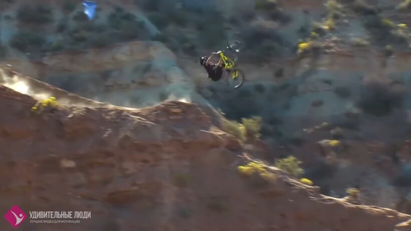 Блог - Видео: Захватывающий дух скоростной спуск на велосипеде Видео: Захватывающий дух скоростной спуск на велосипеде