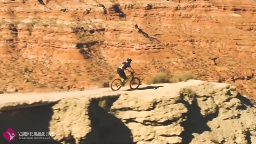 Блог - Видео: Захватывающий дух скоростной спуск на велосипеде Видео: Захватывающий дух скоростной спуск на велосипеде