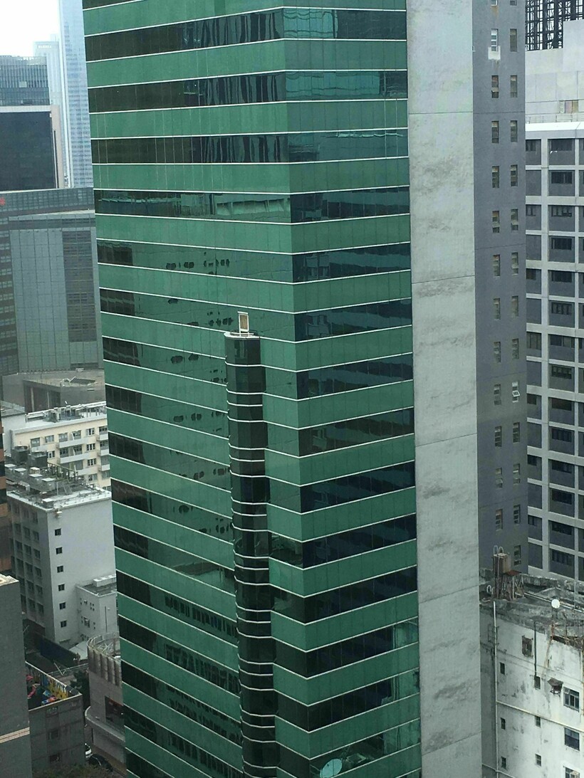 Блог - Шедевры самостроя: 16 уж очень странных балконов с изюминкой Шедевры самостроя: 16 уж очень странных балконов с изюминкой