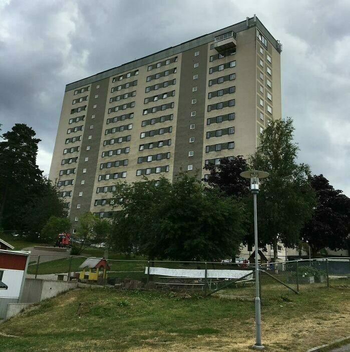 Блог - Шедевры самостроя: 16 уж очень странных балконов с изюминкой Шедевры самостроя: 16 уж очень странных балконов с изюминкой