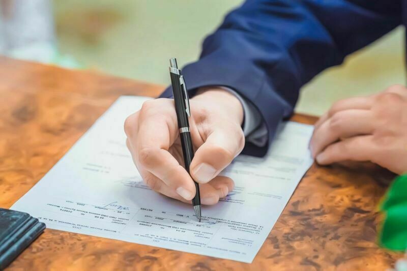 Блог - Как пригласить гостей в свой номер отеля, не нарушив ни одного правила Как пригласить гостей в свой номер отеля, не нарушив ни одного правила