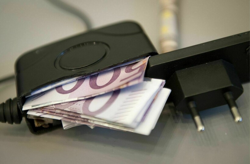 Блог - Дезодорант, расческа и еще 10 мест, куда прятать наличные деньги во время путешествия Дезодорант, расческа и еще 10 мест, куда прятать наличные деньги во время путешествия