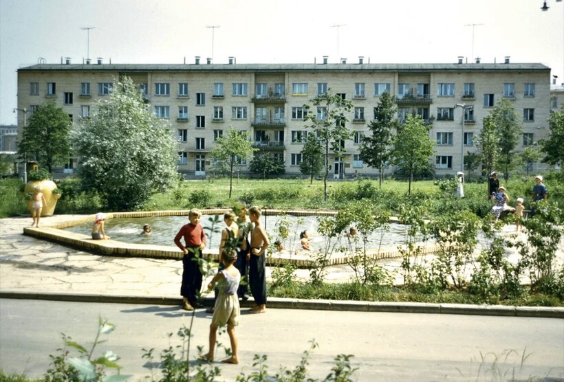 Блог - 10 фото о том, как выглядели советские хрущевки, когда в них еще было хорошо жить 10 фото о том, как выглядели советские хрущевки, когда в них еще было хорошо жить