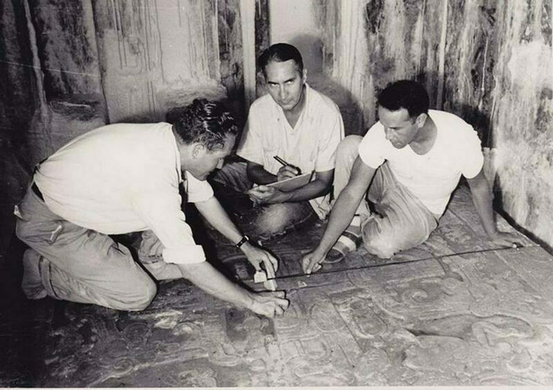 18 первых фотоснимков, сделанных на раскопках городов индейцев майя