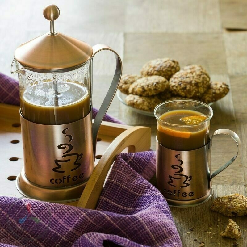 Поцелуи, бульдоги и мясо: что названо французским, но не имеет отношения к Франции 