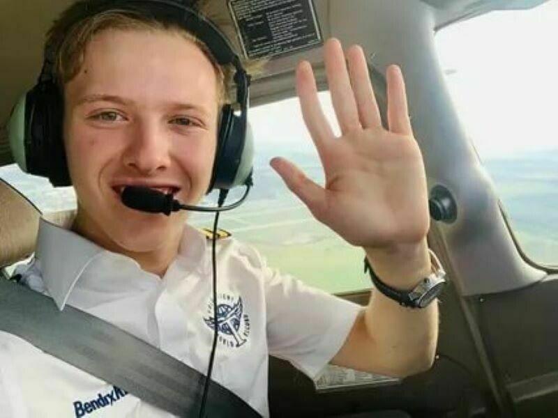 Блог - Как 18-летний пилот совершил кругосветное путешествие и побил мировой рекорд Как 18-летний пилот совершил кругосветное путешествие и побил мировой рекорд